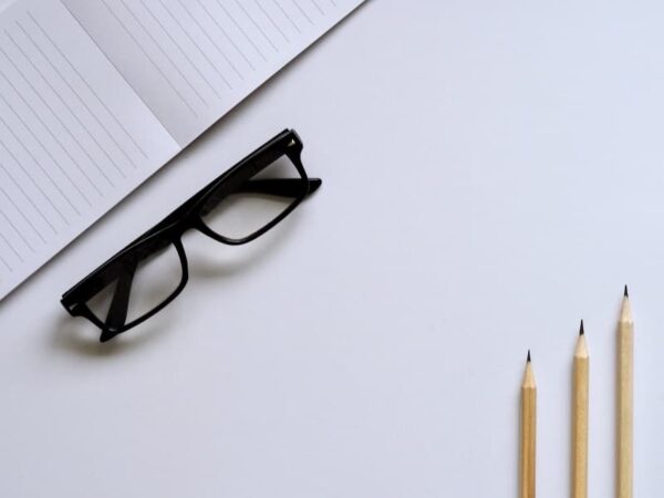 10 ways journalists can use AI tools to create content